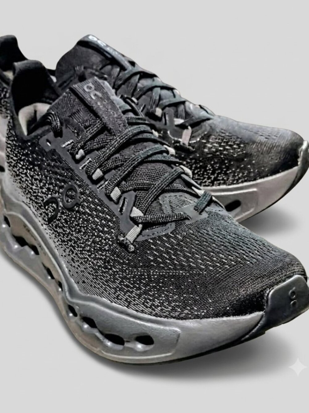 ON Cloudsurfer Max Wide Running Shoes